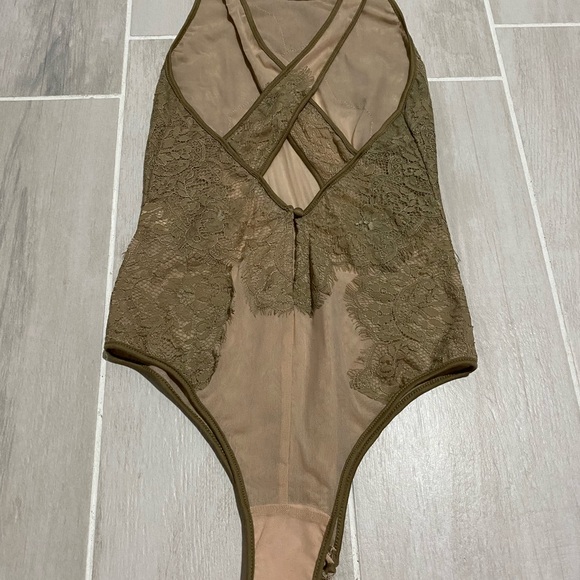 Olive Green Bodysuit - Picture 2 of 5